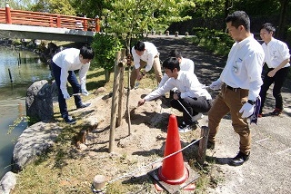 社会貢献活動 ふれあいグリーンキャンペーン 植樹式