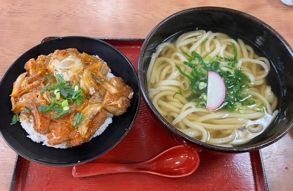 うどんさん専用 2025年4月22日発売決定！「丸亀製麺」の新感覚カレーうどん - GENIC