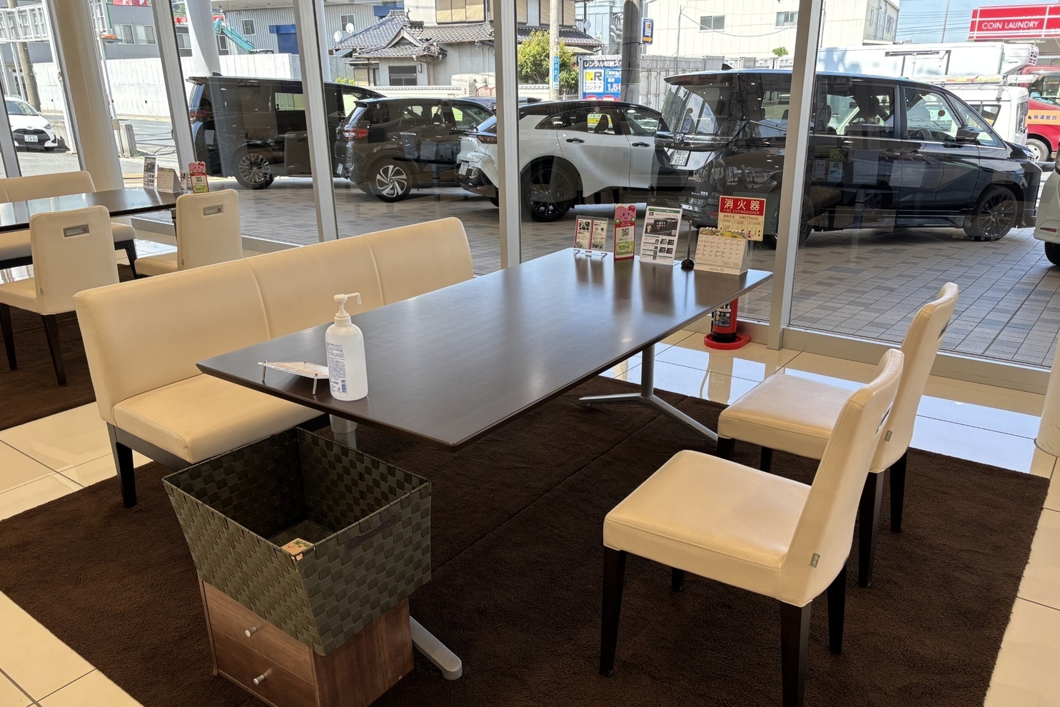曽根店＿スライド②商談テーブル