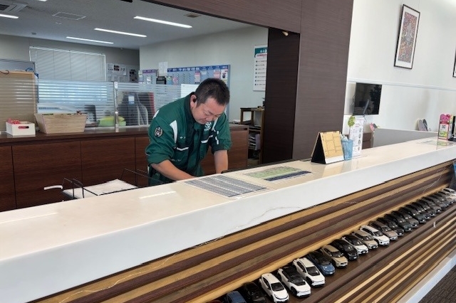 八女店　スライド４